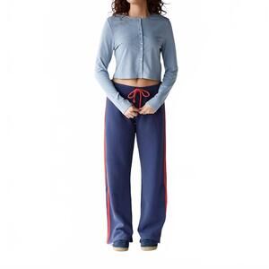 NEW THINGS BETWEEN lightweight button-down cardigan in light blue